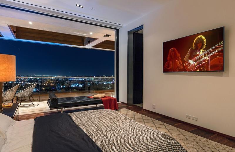 Stunning Modern Events Home Los Angeles