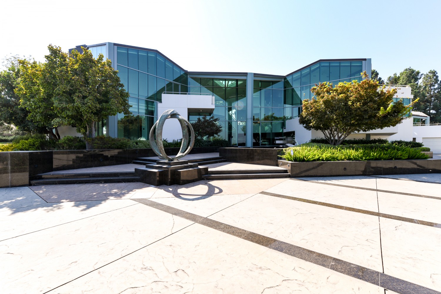 Beverly Hills Modern Event Estate