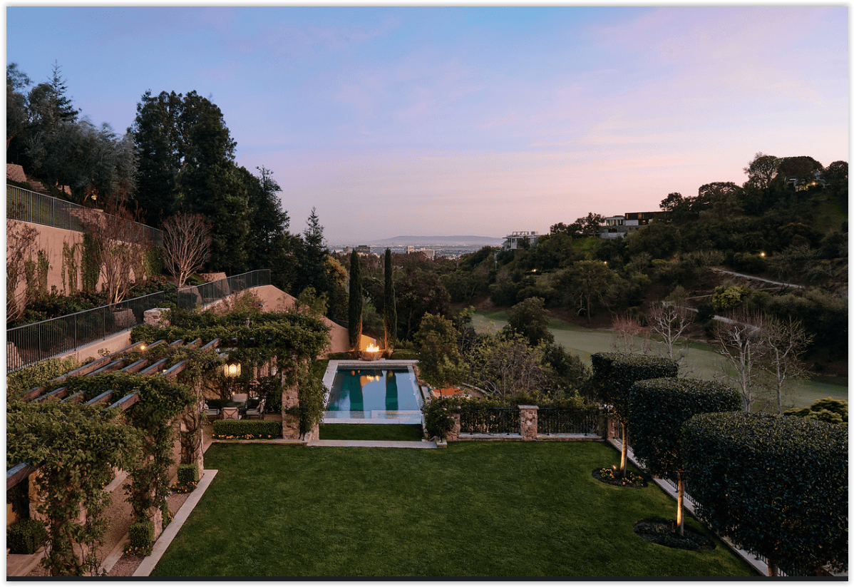 An Elevated Los Angeles Venue