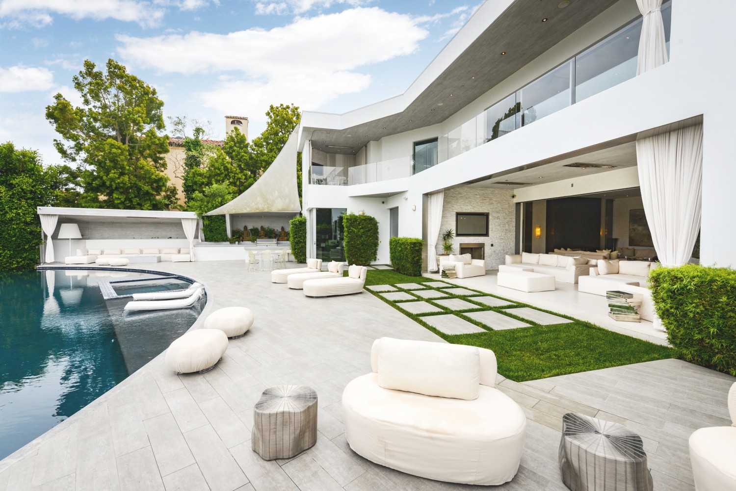 Modern Bel Air Estate Rental | Panoramic Views
